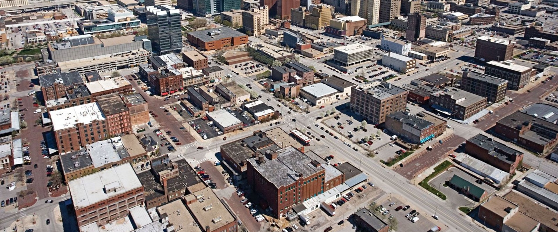 Exploring the Best Transportation Options in Douglas County, Nebraska